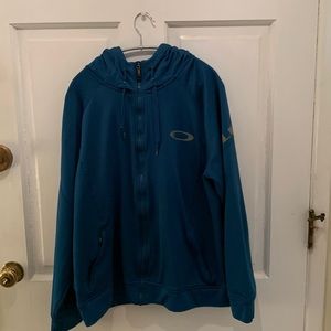 Oakley hoodie.XL